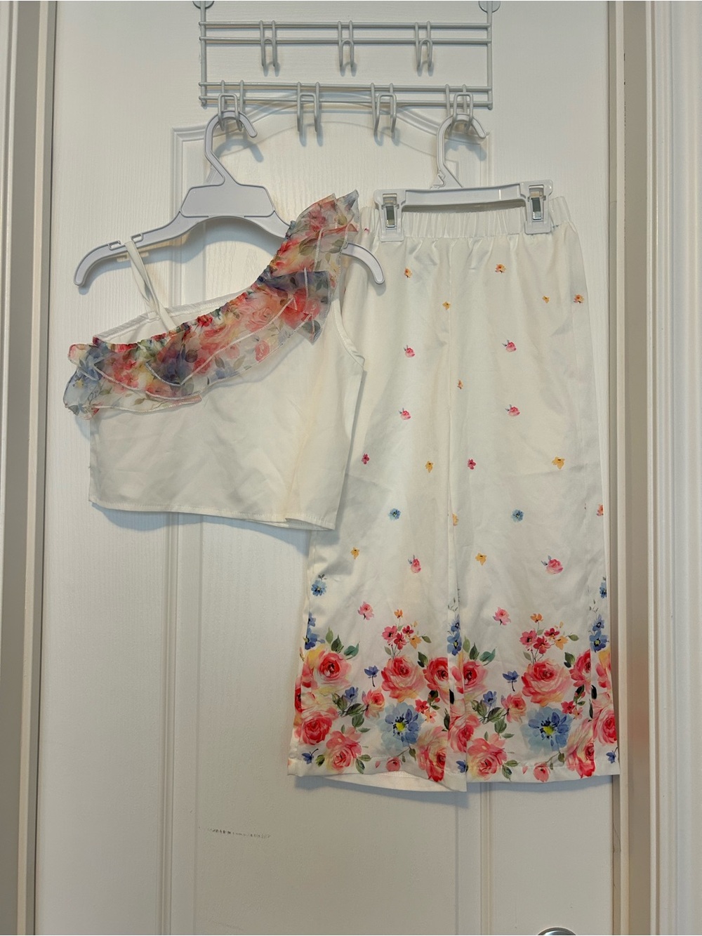 NWOT SHEIN Girls Floral Set